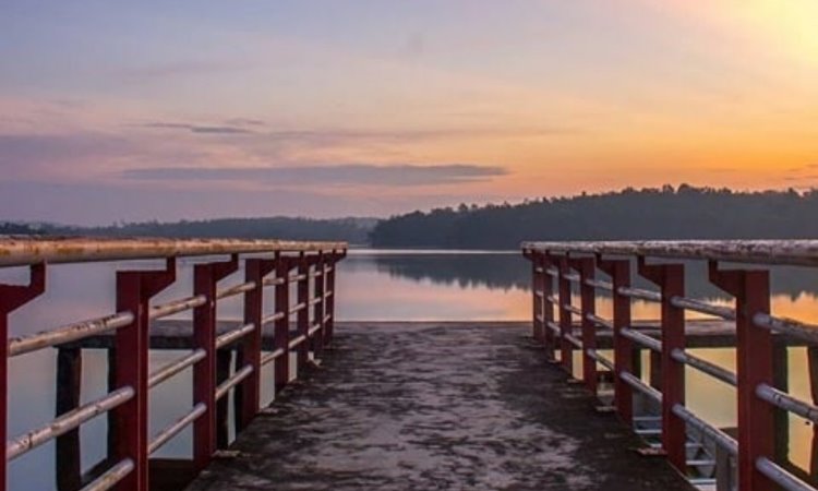 Harga Tiket Masuk Danau Buatan