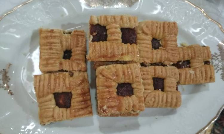 Kue Bay Tat