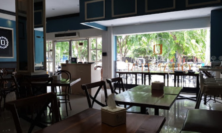 Quantum Cafe and Resto