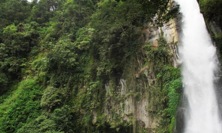 Air Terjun Sikulikap