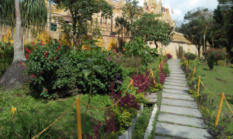Pagoda Taman Lumbini