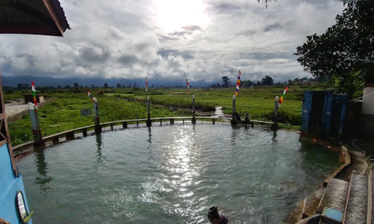 Pemandian Air Soda Parbubu