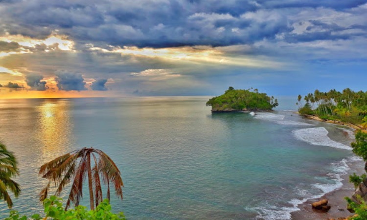 Taman Pala Tapak Tuan