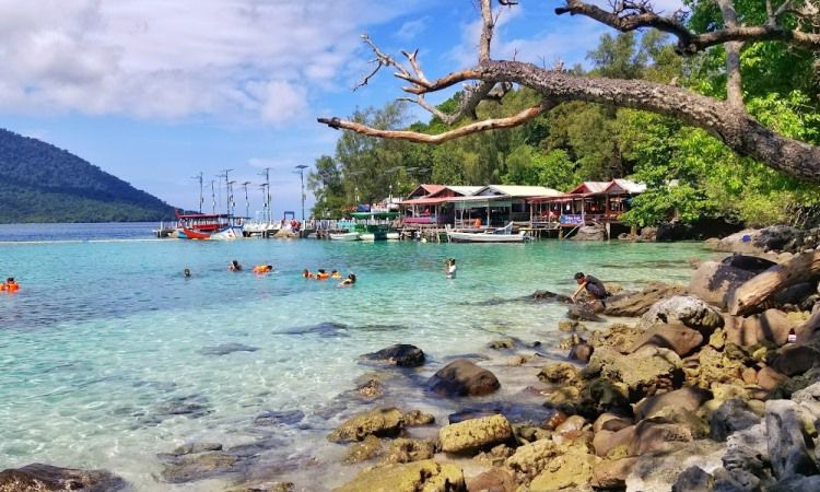 Aktivitas Pulau Rubiah Sabang