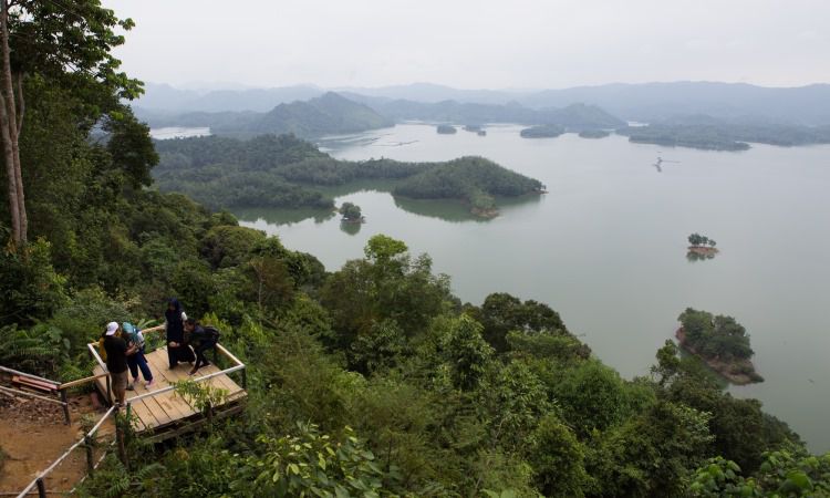 Aktivitas Puncak Kompe Kampar