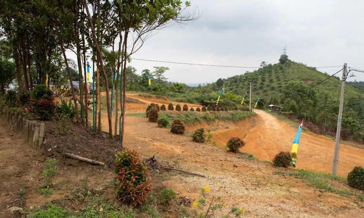 Alamat Puncak Kompe Kampar