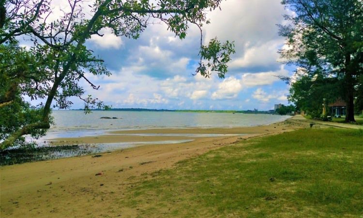 Daya Tarik Pantai Tanjung Pendam Belitung