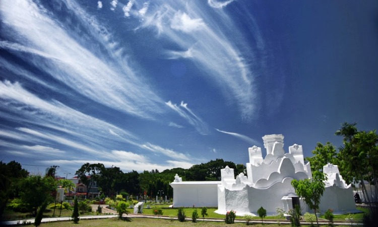 Daya Tarik Taman Putroe Phang