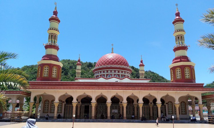 Fasilitas Tapak Tuan Tapa