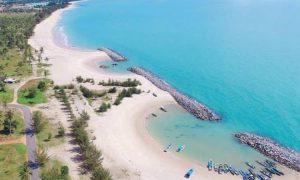 Pantai Matras, Pantai Indah dengan View Alam yang Memukau di Bangka