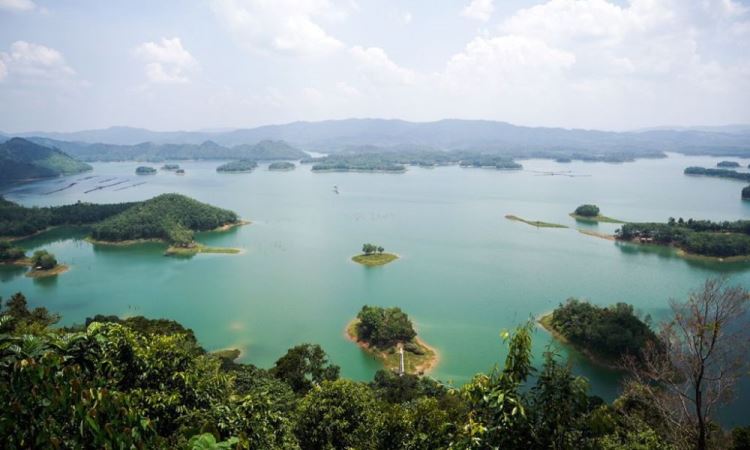 Puncak Kompe, Spot Terbaik Menikmati Panorama Sunset di Kampar
