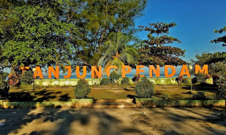 Tiket Pantai Tanjung Pendam Belitung
