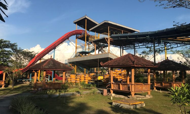Wahana Boombara Waterpark Kampar