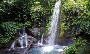 Air Terjun Teroh-Teroh, Air Terjun dengan Panorama yang Memukau di Langkat