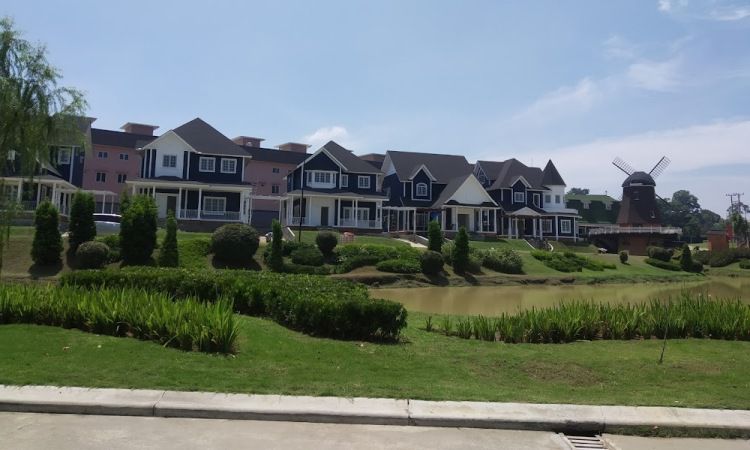 Daya Tarik Taman Wisata Merci