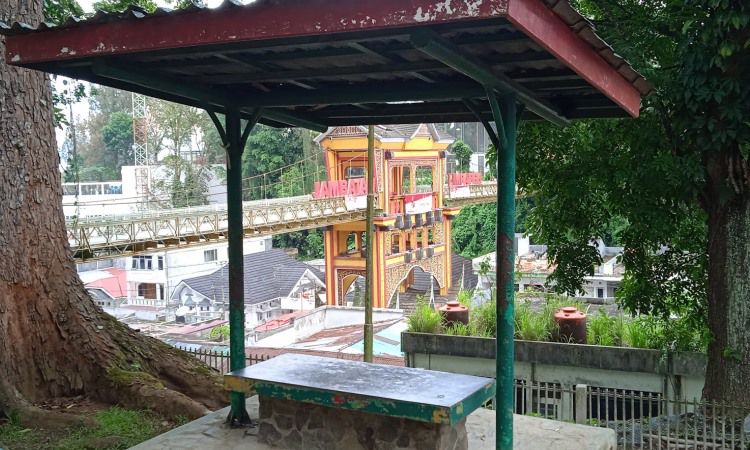 Fasilitas Jembatan Limpapeh Bukittinggi