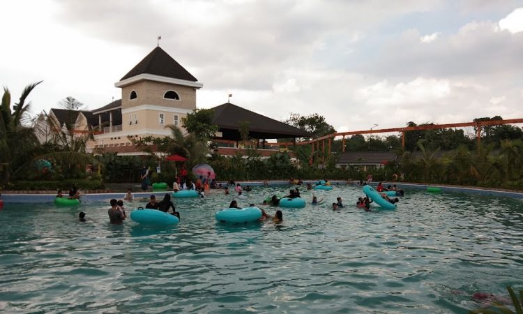 Kegiatan di Taman Wisata Merci