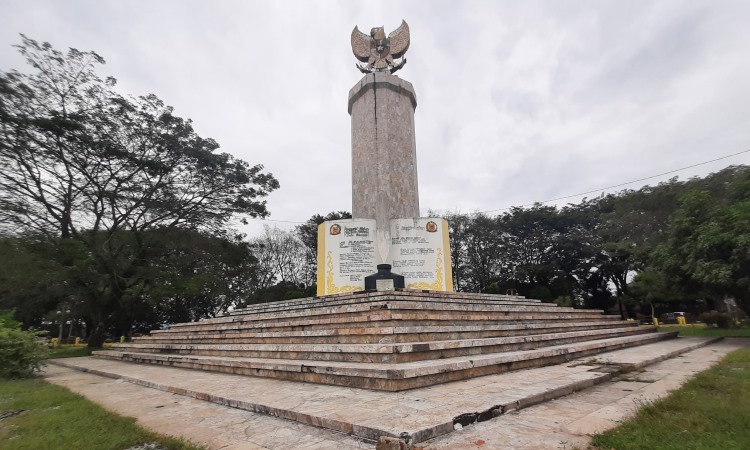 Lapangan Tengku Amir Hamzah