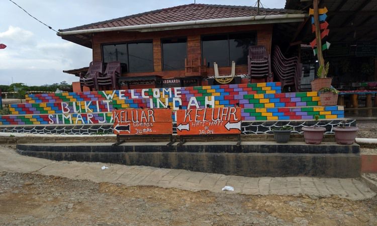 Alamat Bukit Simarjarunjung Simalungun