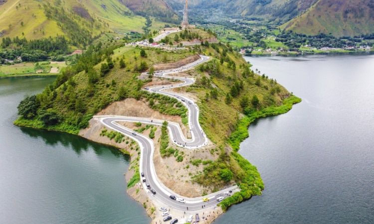 Bukit Sibea-Bea, Destinasi Wisata Religi Bernuansa Alam di Samosir