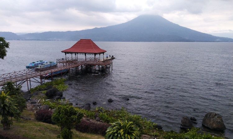 Danau Ranau