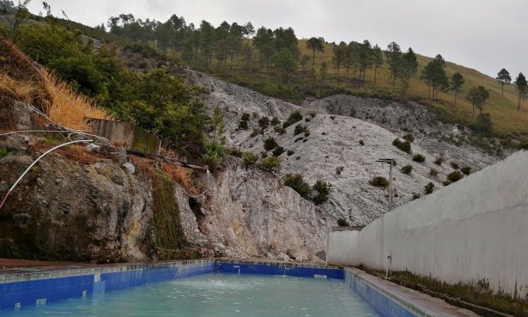 Daya Tarik Aek Rangat Pangururan Samosir