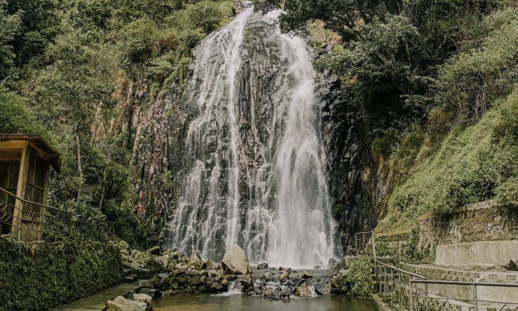 Daya Tarik Air Terjun Efrata Samosir