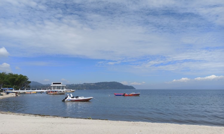 Daya Tarik Pantai Bulbul Balige Toba