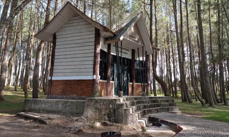 Fasilitas Geosite Sipinsur Humbang Hasundutan