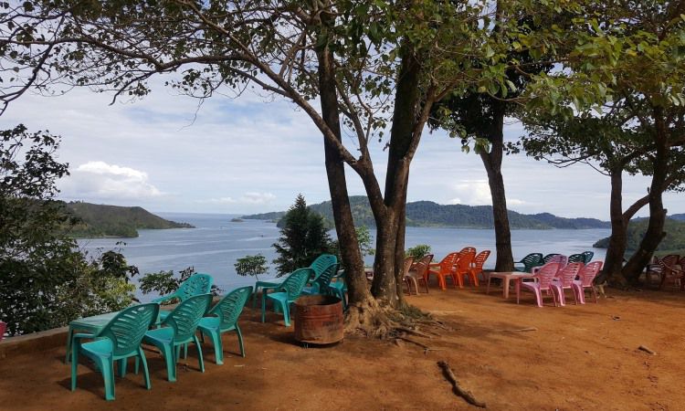 Fasilitas Puncak Mandeh Pesisir Selatan