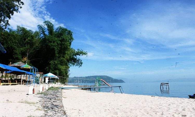 Pantai Bulbul, Pesona Hamparan Pasir Putih yang Eksotis di Balige Toba