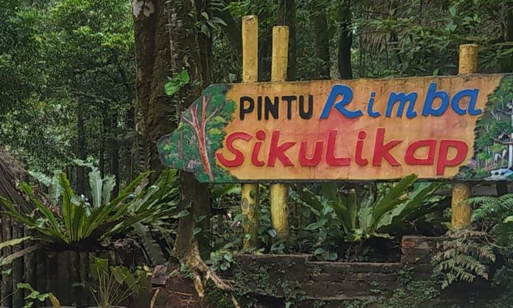 Tiekt Air Terjun Sikulikap Karo