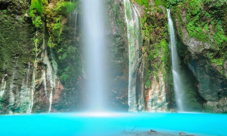 Air Terjun Dua Warna Sibolangit