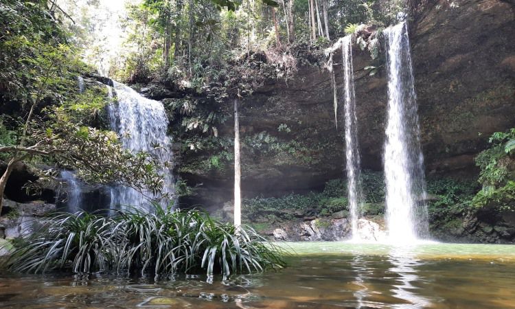 Air Terjun Kembar Denalo