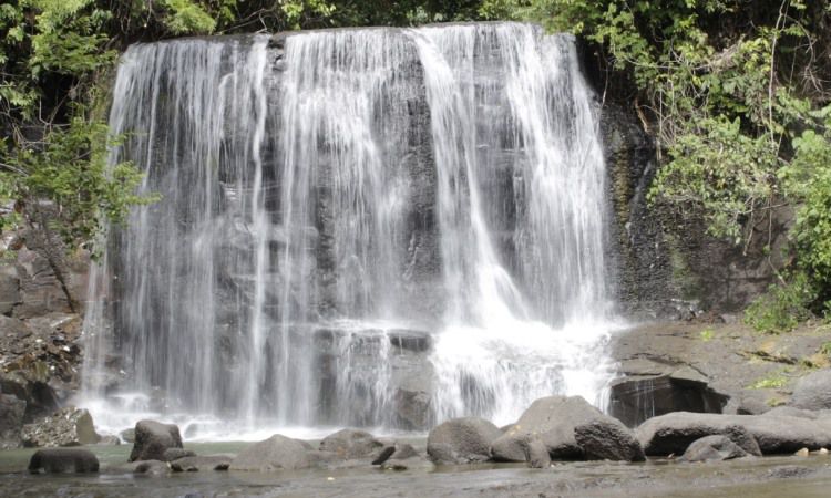 Air Terjun Tangkahan