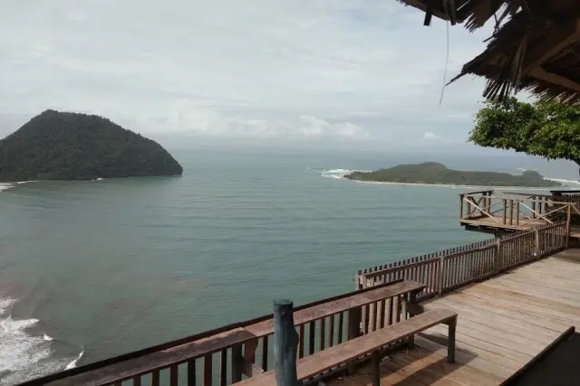 Daya Tarik Wisata di Puncak Geurutee