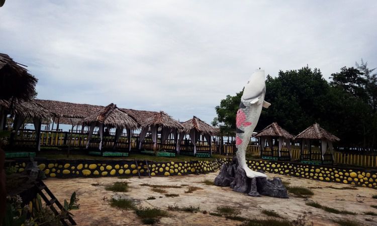 Fasilitas Pantai Ujong Blang Lhokseumawe