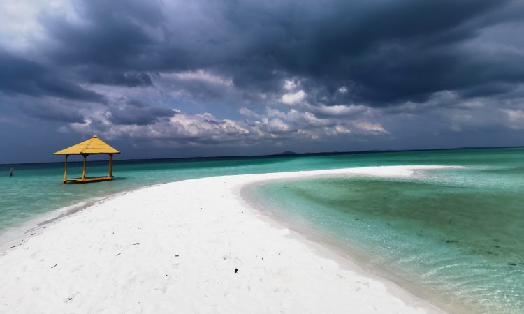 Fasilitas Pulau Pasir Belitung