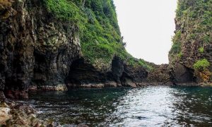 Gua Sarang, Pesona Alam Eksotis dengan Spot Foto Keren di Sabang