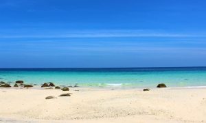 Pantai Sumur Tiga, Surga Bahari Tersembunyi Nan Eksotis di Sabang