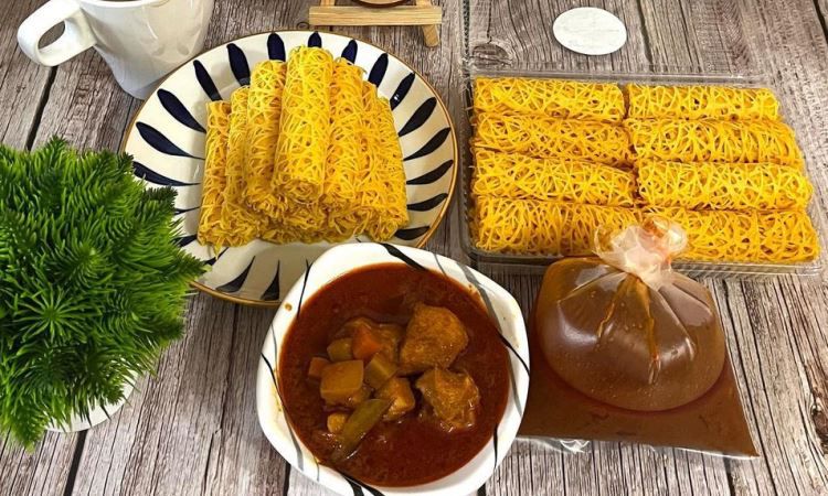 Roti Jala Kari Ayam