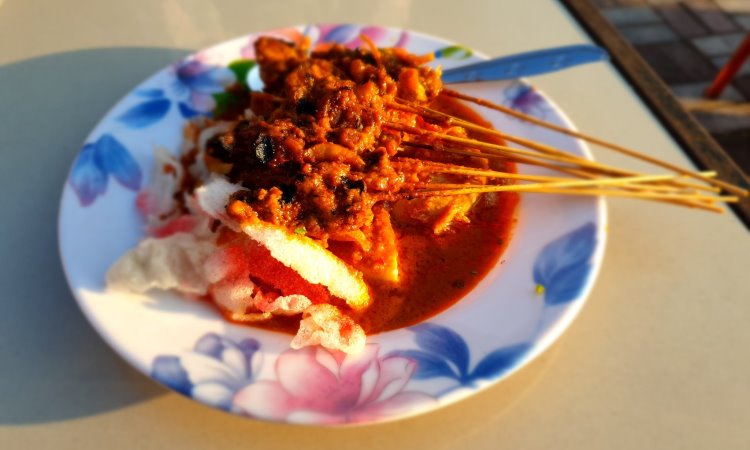 Sate Gurita