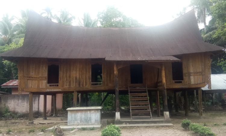 Alamat Rumah Lontiok Kampar