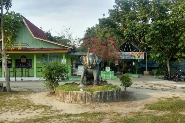 Alamat dan Harga Tiket di Kebun Binatang Kasang Kulim