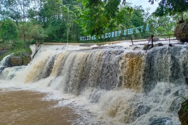 Curup Kereta di Way Kanan