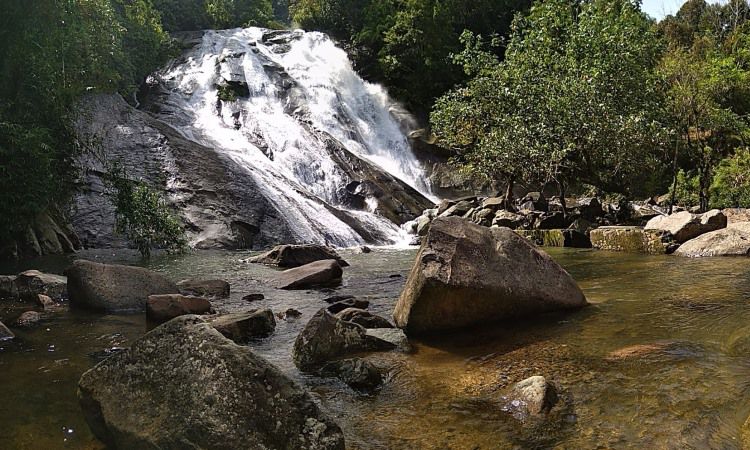 Fasilitas Air Terjun Bayang Sani