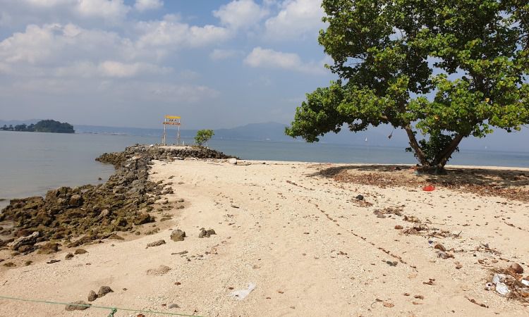 Tiket Pantai Queen Artha Pesawaran