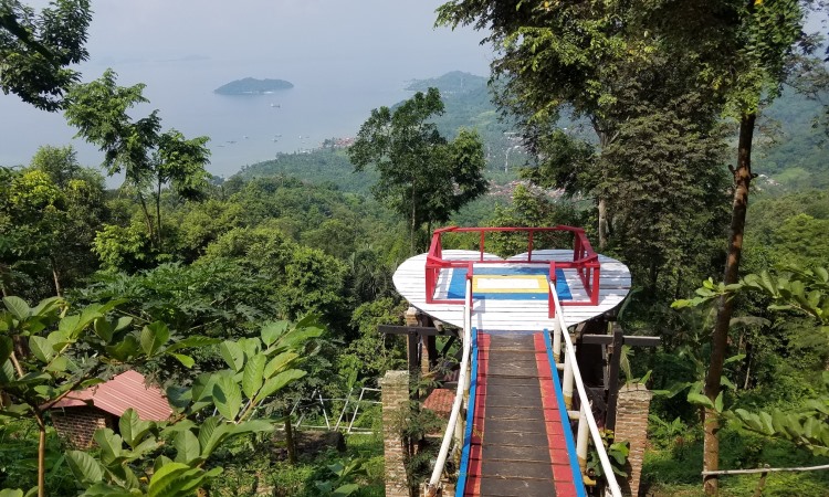 Daya Tarik Muncak Tirtayasa Pesawaran