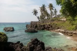 Daya Tarik Pantai Ujong Kareung