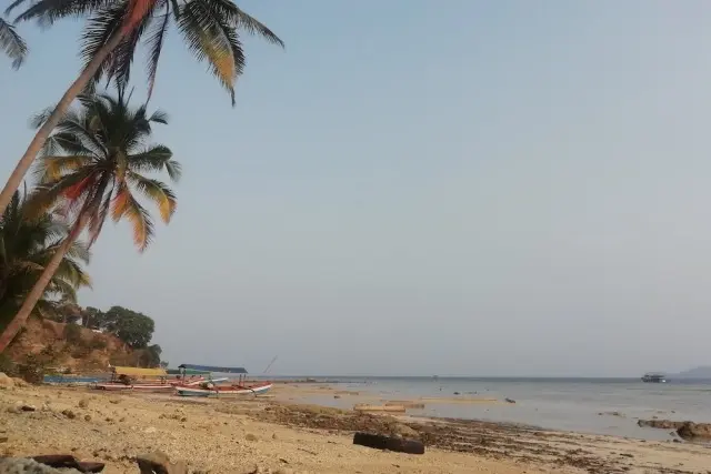 Fasilitas Pantai Ketapang Bahari Pesawaran